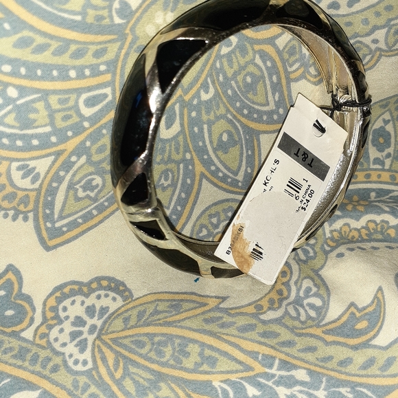 Spring bracelet - Picture 3 of 4